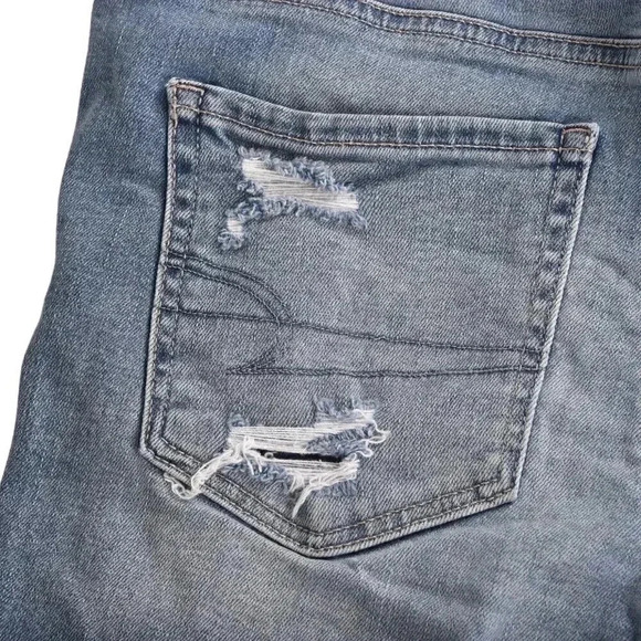 American Eagle Jean Shorts Hi-Rise Shortie Blue Denim Super Stretch Distressed 8 - Picture 4 of 10